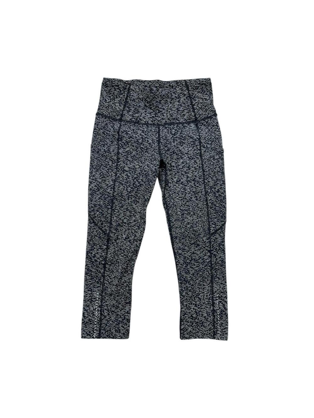 Lululemon Fast & Free Crop II Nulux 19"" size 4 in Soundwave Alpine White Black - Picture 5 of 8